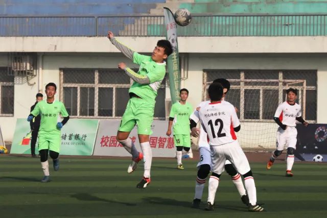 德雷尔点球绝杀，圣地亚哥客场1-0取胜